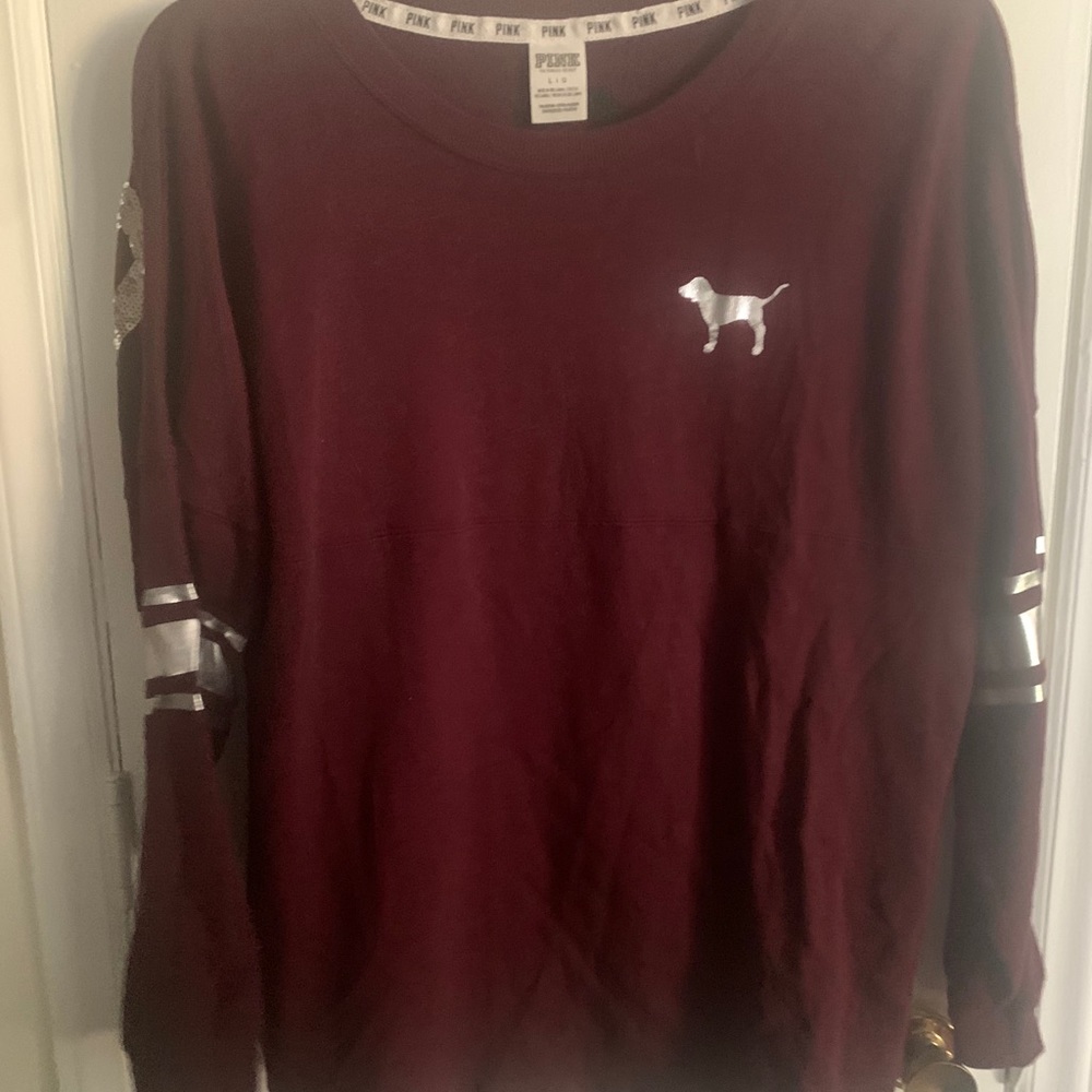 Pink crew sweater with Chicago! Size: Large